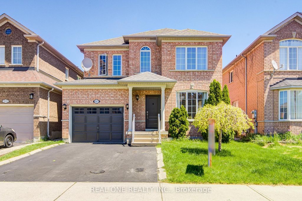 Photo of 5827 Rainspring Drive, Mississauga, ON L5M 6X6 (MLS # W13178972)