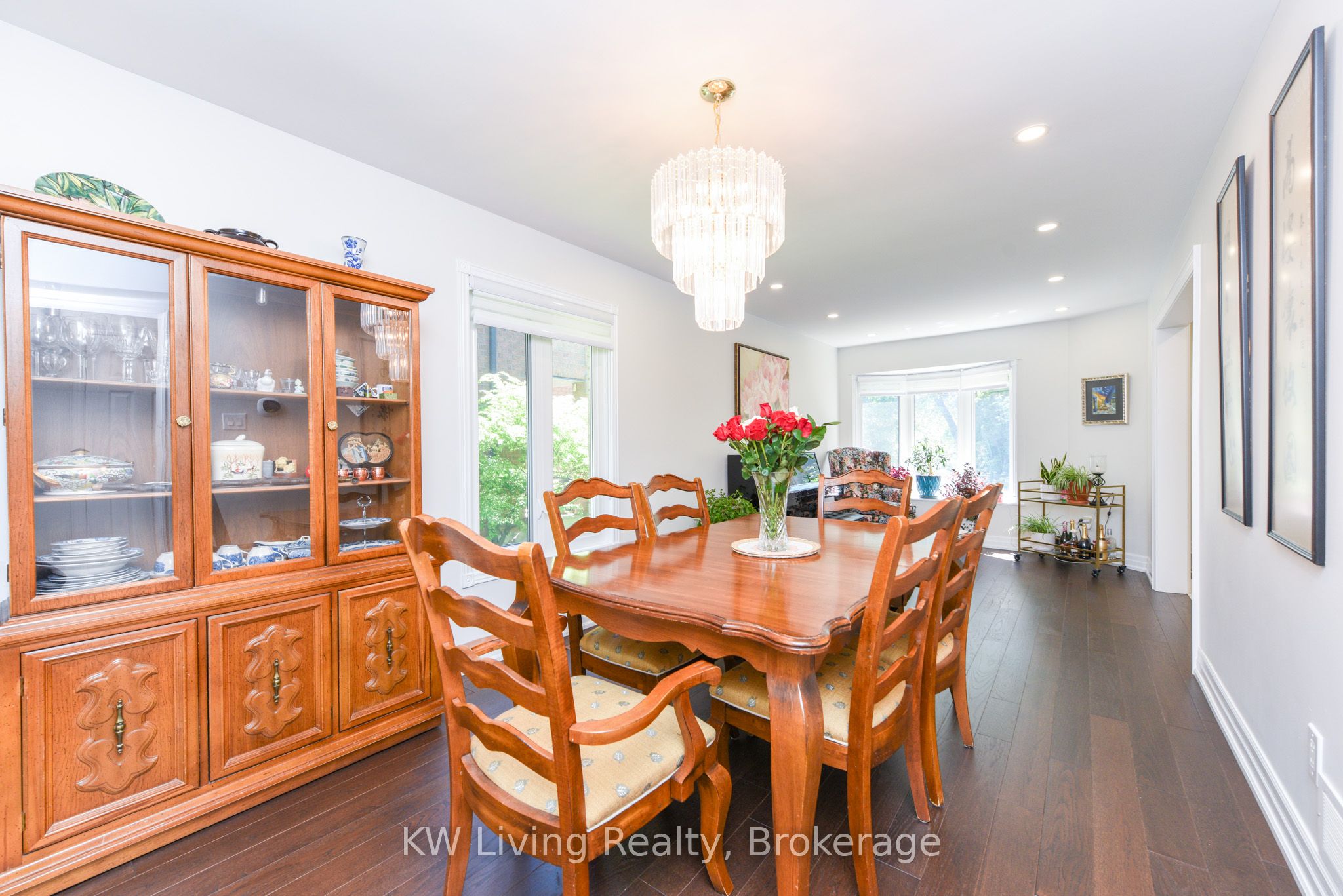 5055 Moulin Rouge Crescent