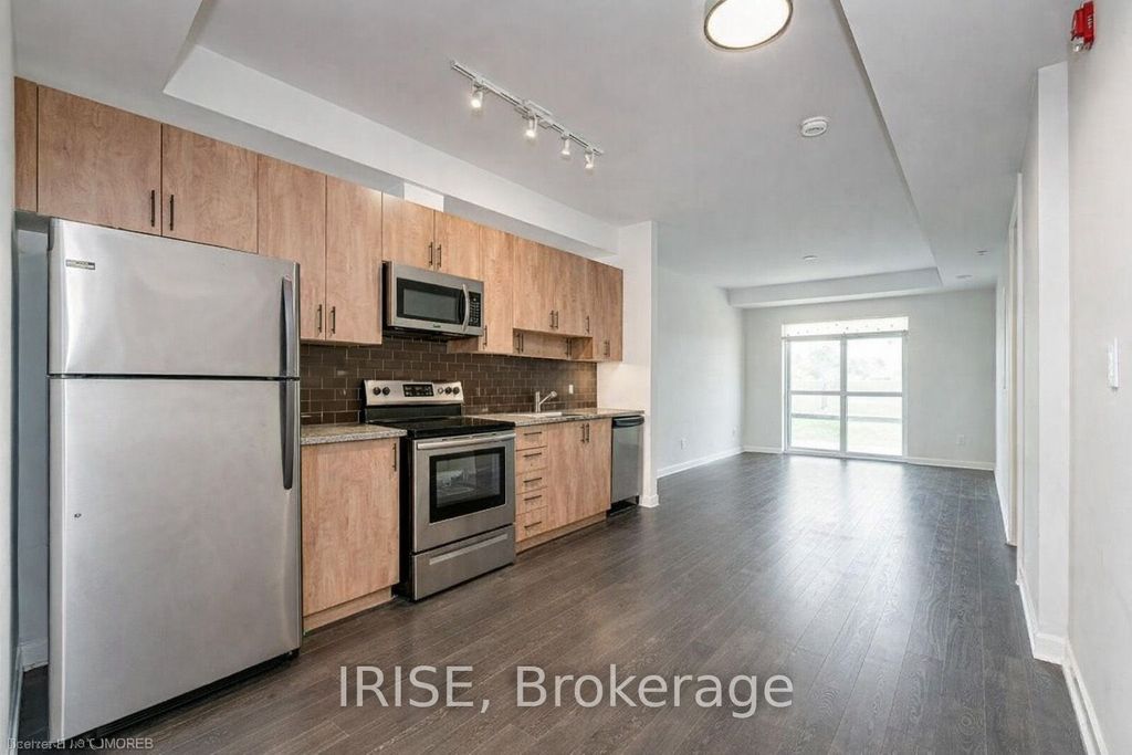 Photo of 4040 Upper Middle Road #319, Burlington, ON L7M 0H2 (MLS # W13075938)