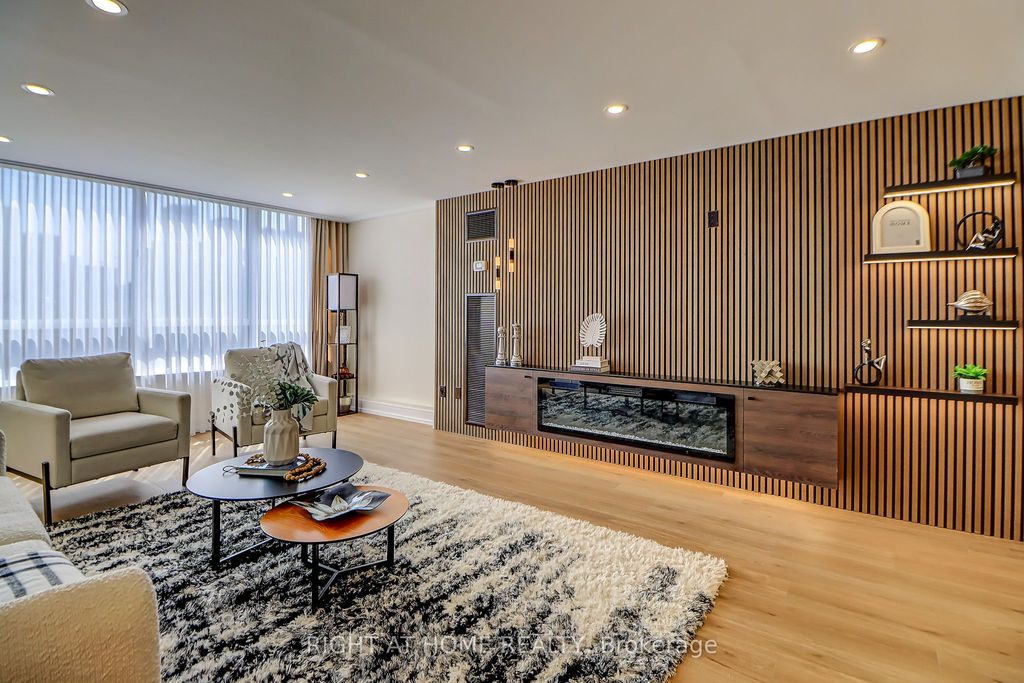 Photo of 130 Carlton Street #1207, Toronto, ON M5A 4K3 (MLS # C12831484)