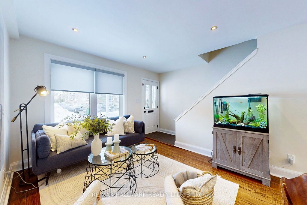 Photo of 3320 Bathurst Street, Toronto, ON M6A 2B6 (MLS # C12792250)