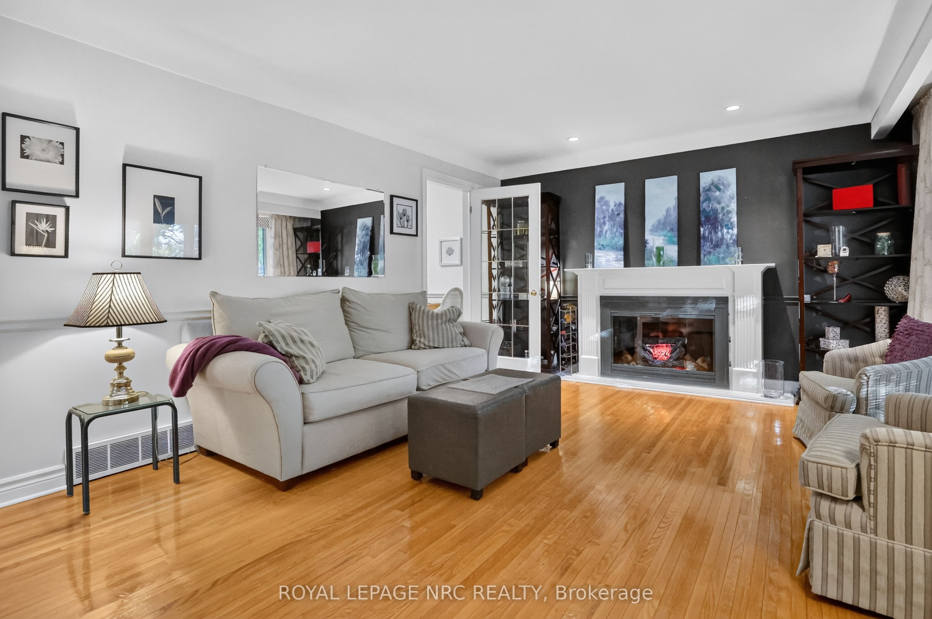 77 Leaside Drive