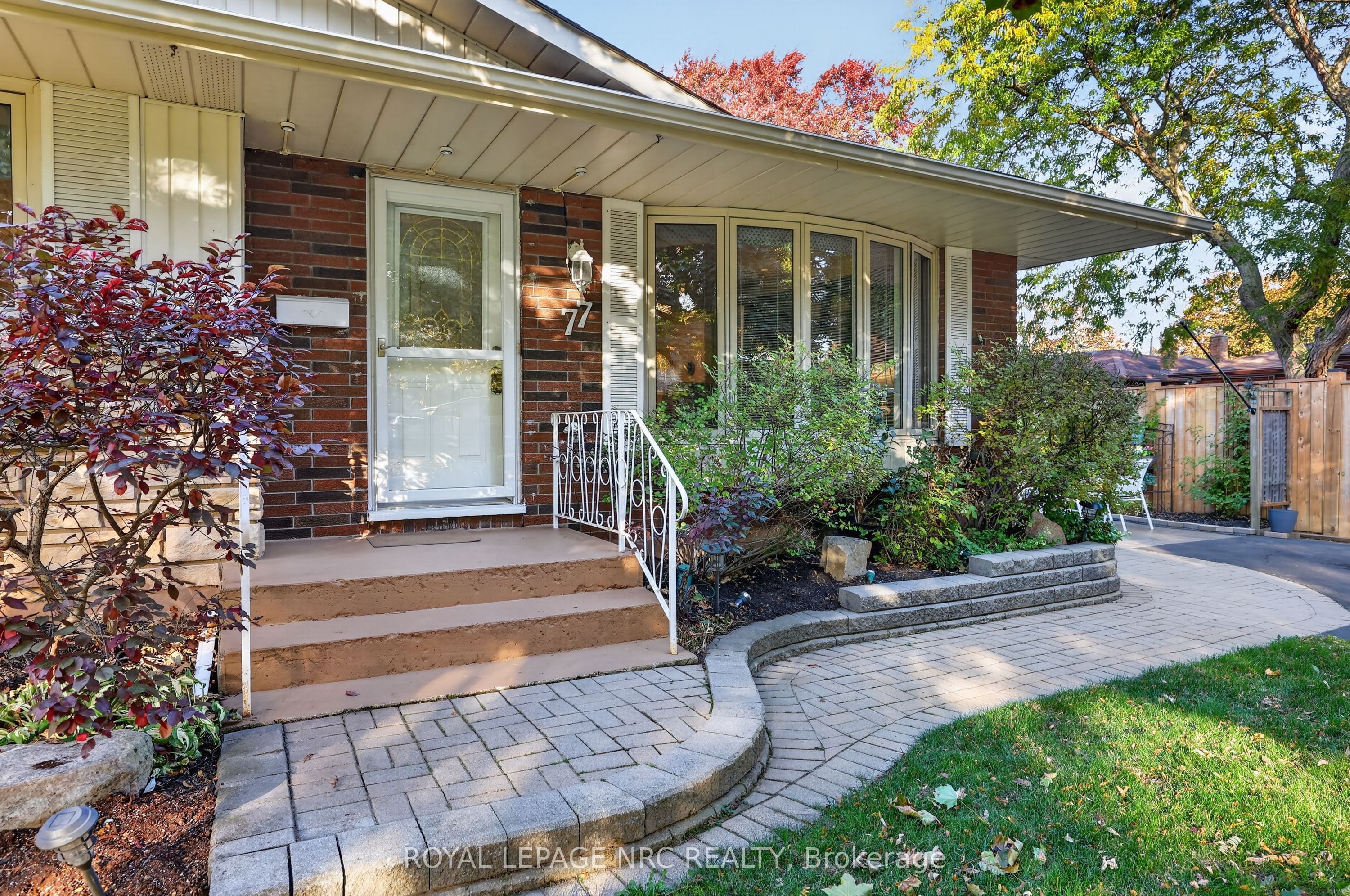 77 Leaside Drive