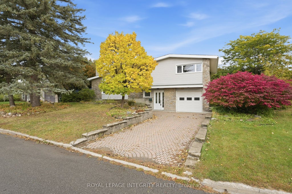 Photo of 1861 Appleford Street, Beacon Hill North - South and Area, ON K1J 6T5 (MLS # X13886742)