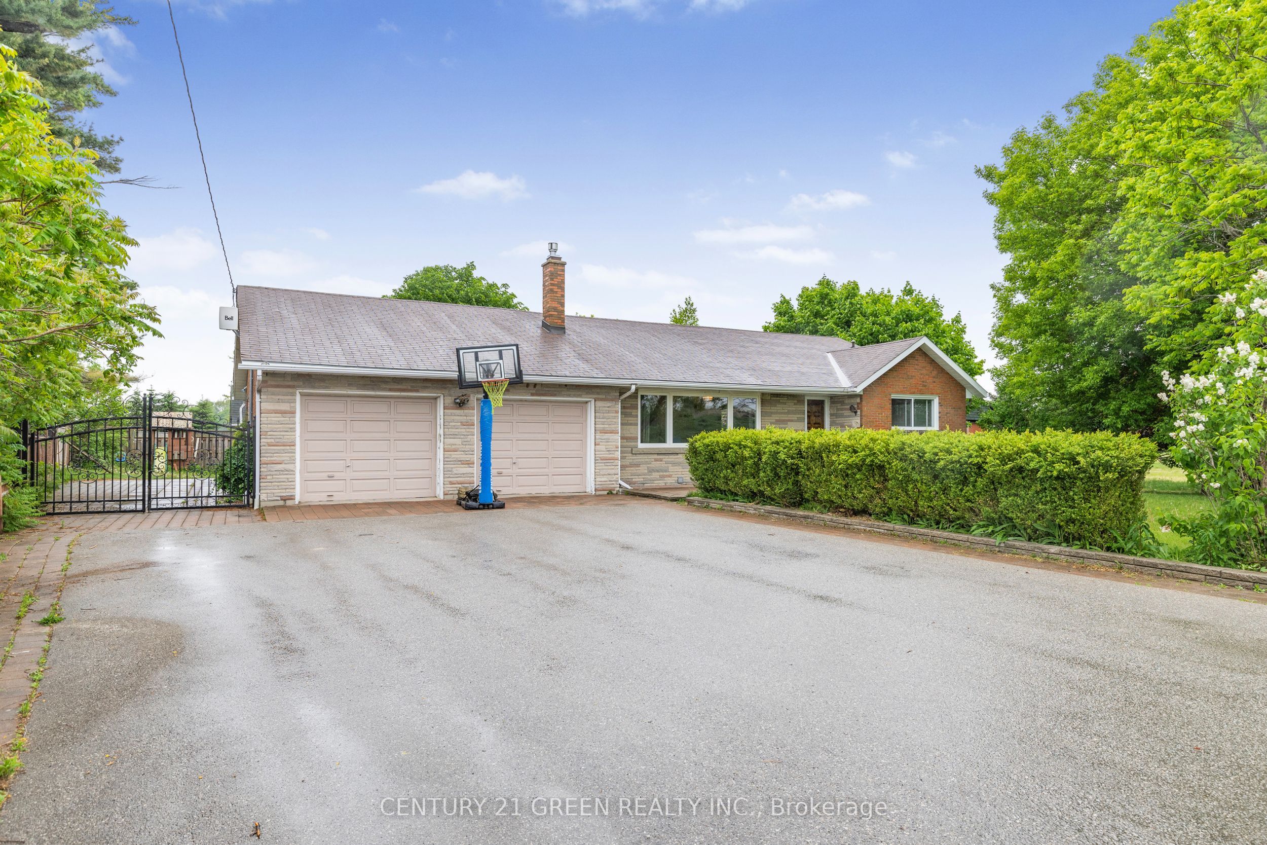 5438 Trafalgar Road