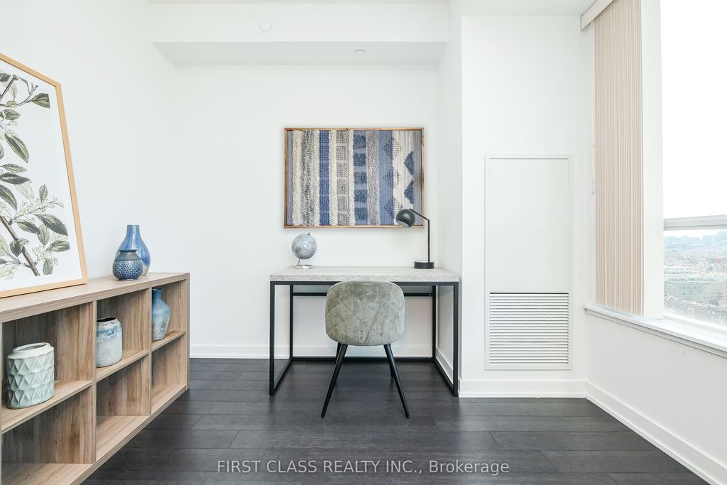 Photo of 181 Huron Street #1605, Toronto, ON M5T 0C1 (MLS # C12505760)