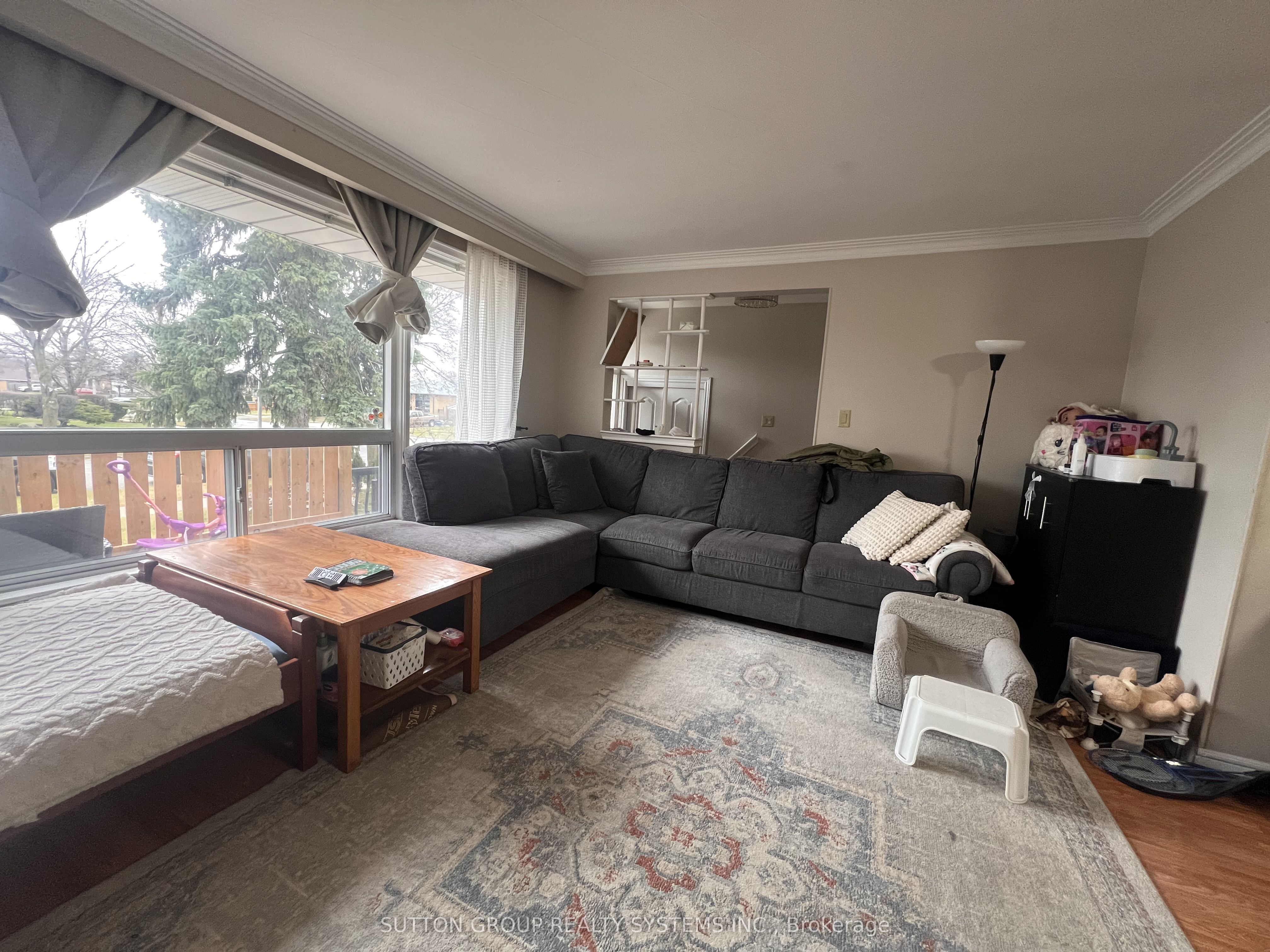 36 Odessa Avenue Main Floor