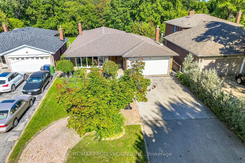 Photo of 39 Elmcrest Road, Toronto, ON M9C 3R7 (MLS # W12439895)