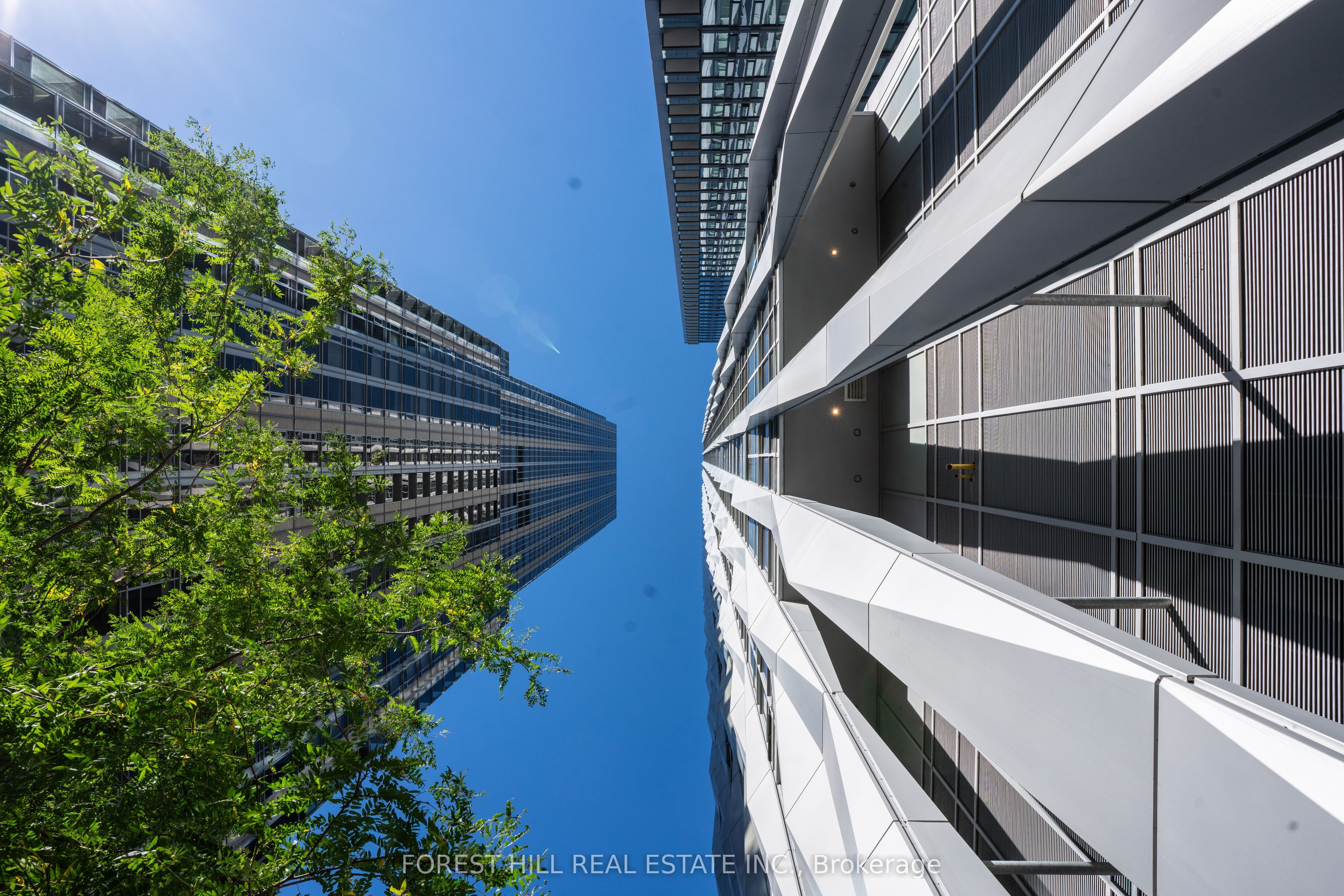 1 Yorkville Avenue 4101