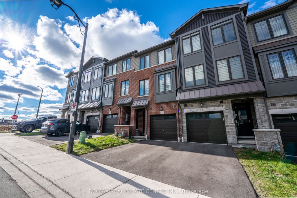 Photo of 10 BIRMINGHAM Drive, Cambridge, ON N1R 8K5 (MLS # X13452794)