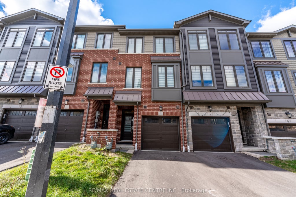 Photo of 10 BIRMINGHAM Drive, Cambridge, ON N1R 8K5 (MLS # X13452794)