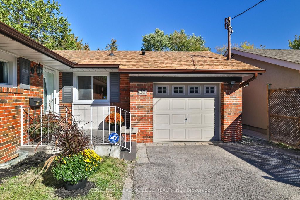Photo of 26 ELVASTON Drive, Toronto, ON M4A 1M9 (MLS # C12418251)