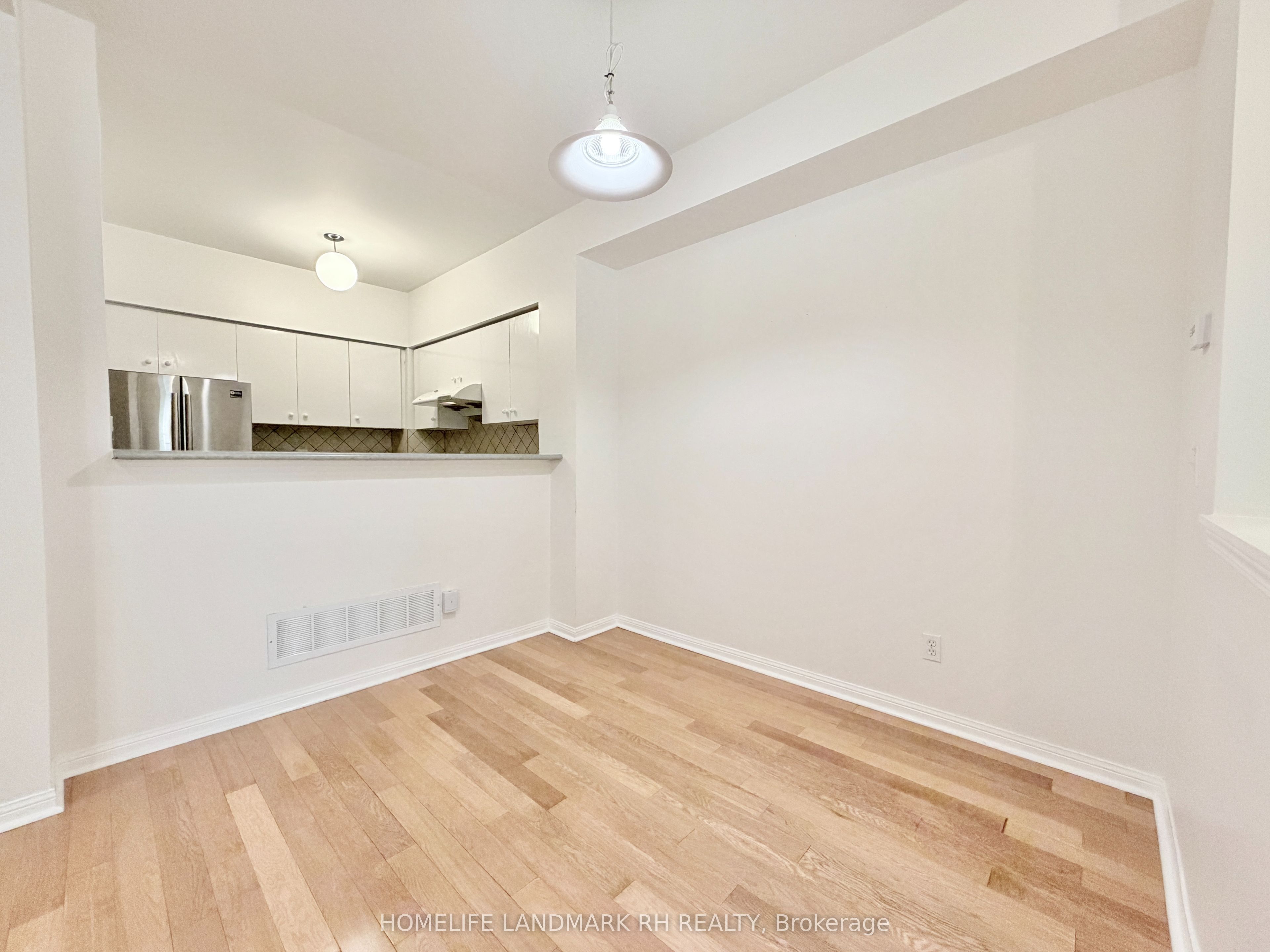 18 St Moritz Way 2