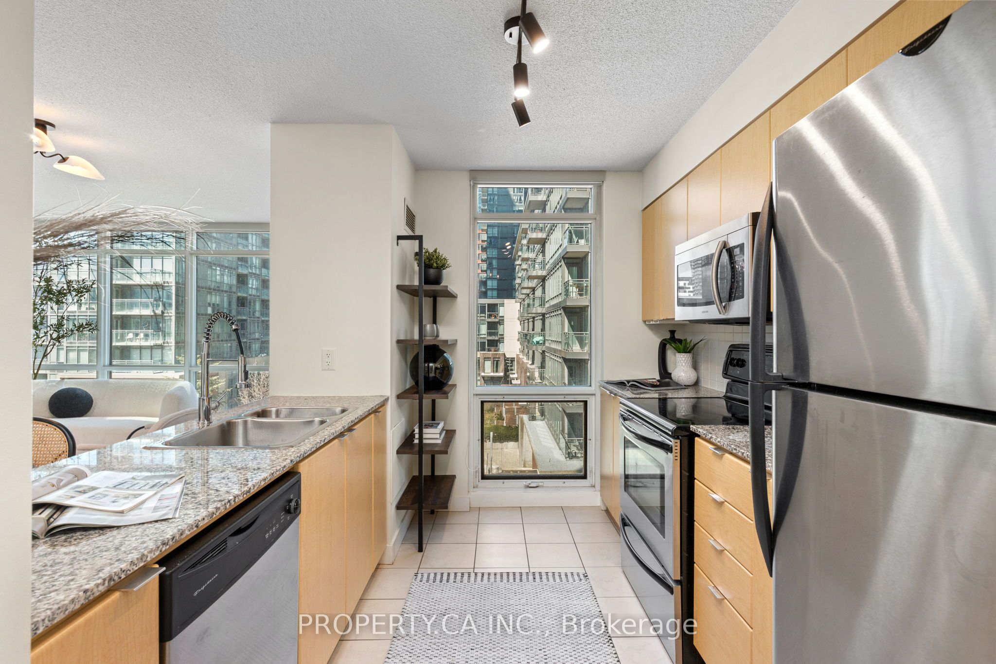 11 Brunel Court 503