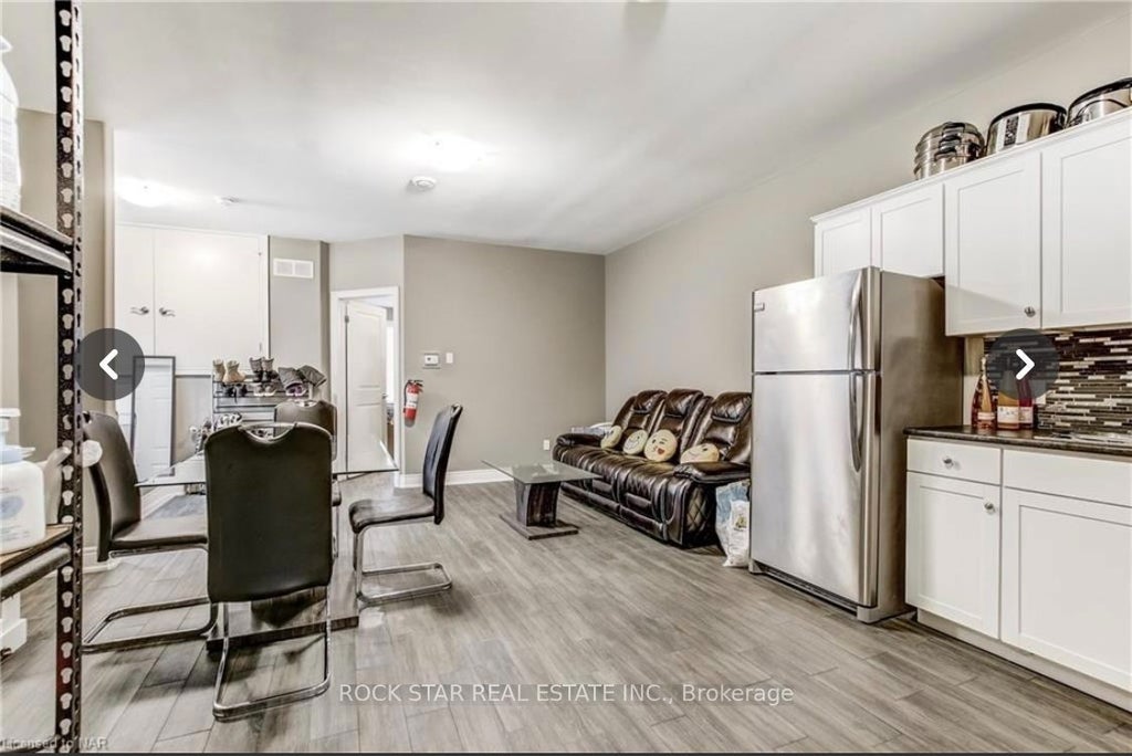 Photo of 47 Cleveland Street, Thorold, ON L2V 3K5 (MLS # X13865206)
