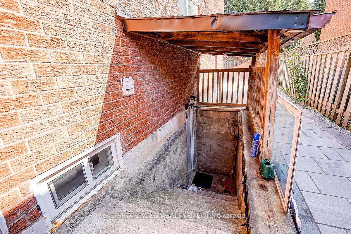 31 Durant Crescent Bsmt