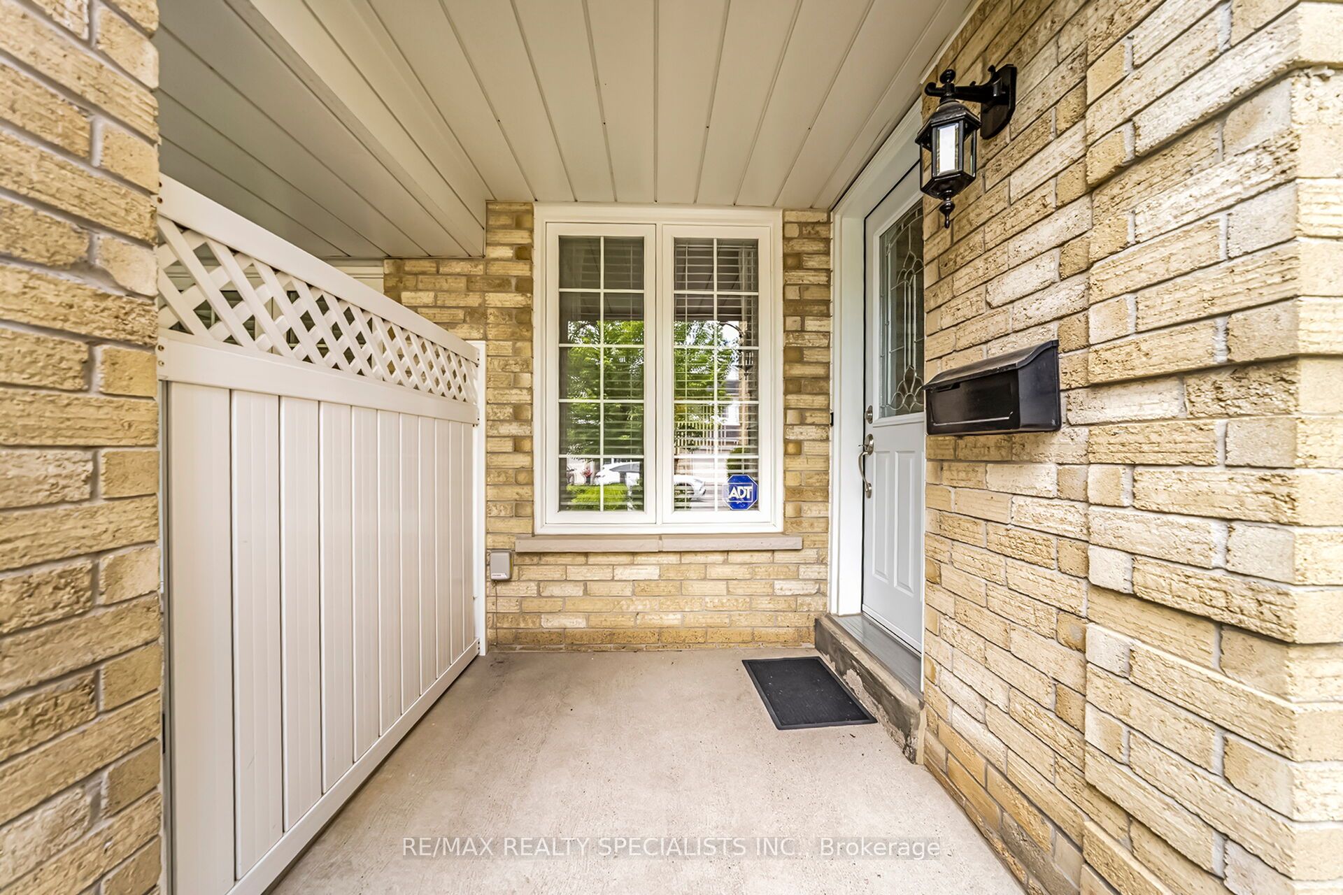39 Heathcliffe Square