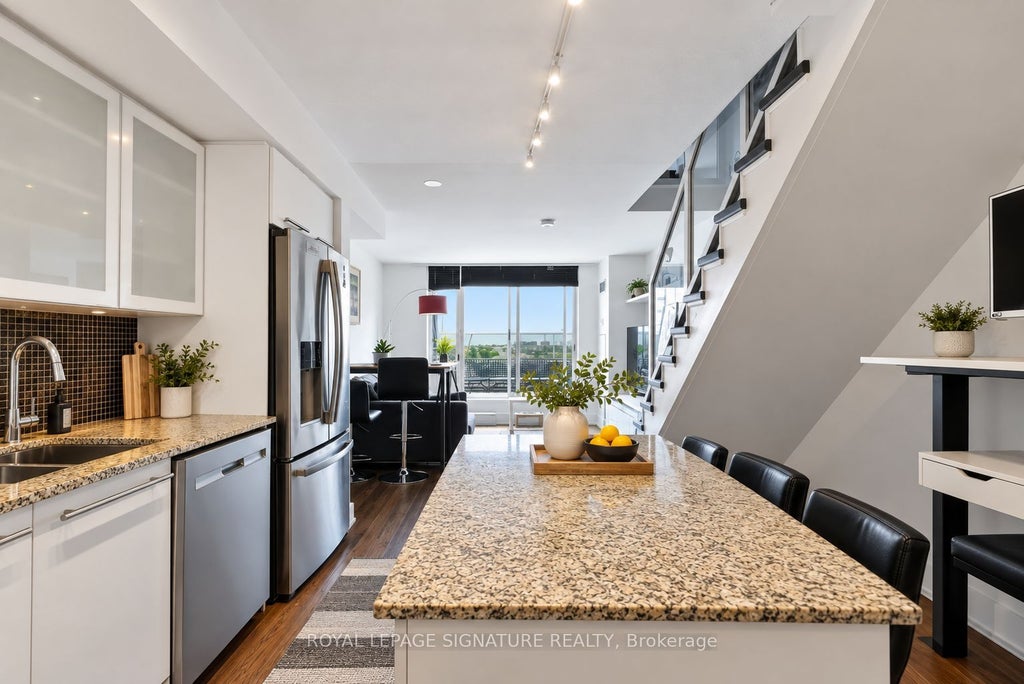 Photo of 1040 The Queensway N/A #917, Toronto, ON M8T 0A7 (MLS # W13754520)