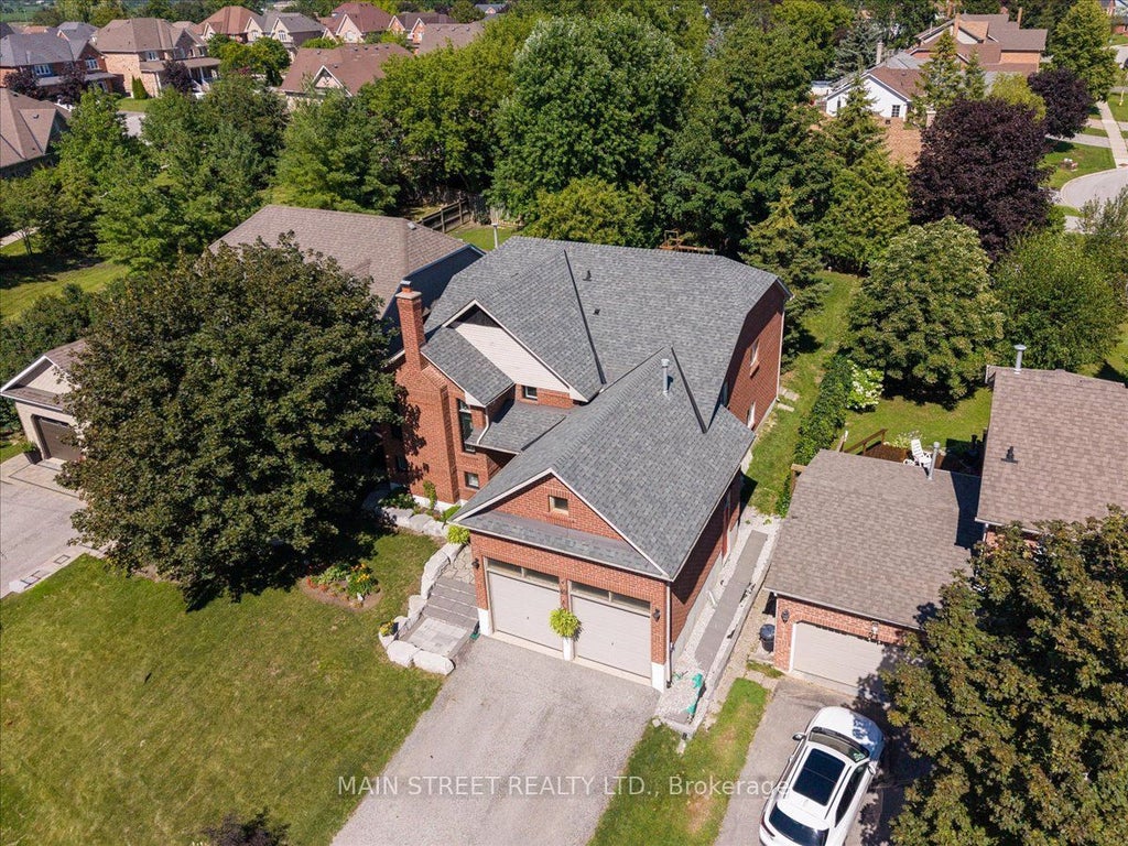 Photo of 49 Circle Ridge Drive, Georgina, ON L4P 2H2 (MLS # N13781370)