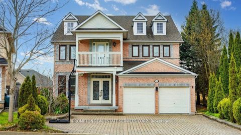 18 Bridleford Court Markham ON L3P 7Z2