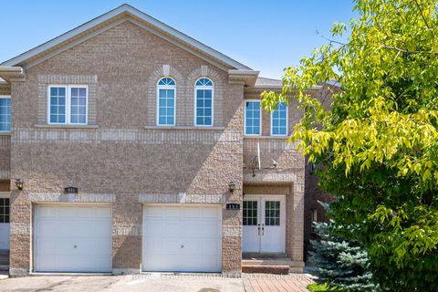 443 Comiskey Crescent Mississauga ON L5W 0C7
