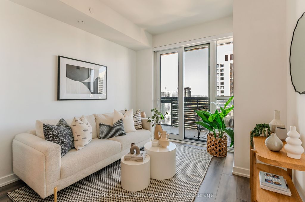 Photo of 39 Roehampton Avenue #2902, Toronto, ON M4P 0G1 (MLS # C12438392)