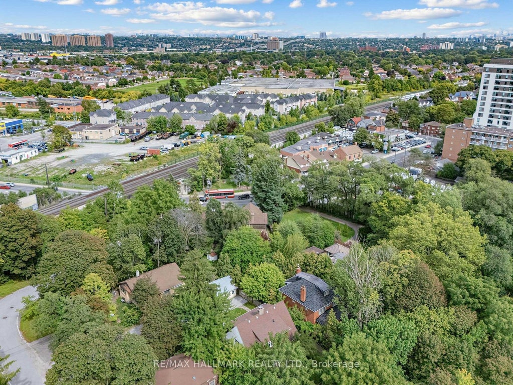 Photo of 7 Humberview Crescent, Toronto, ON M9N 1R6 (MLS # W13784244)