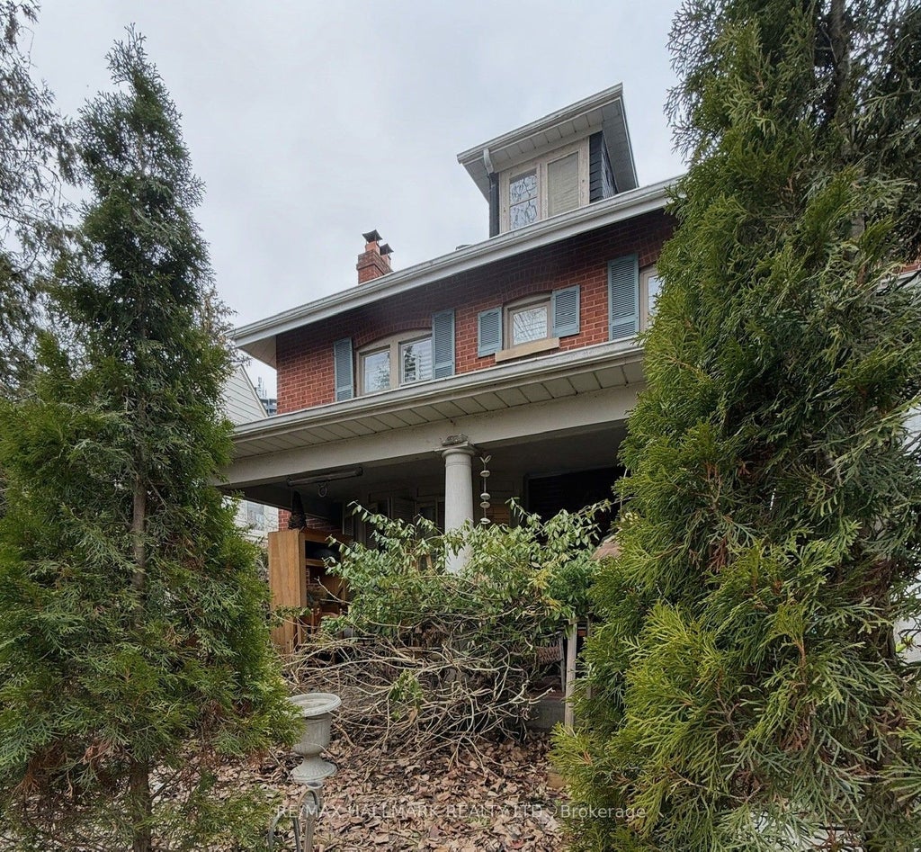 Photo of 7 Humberview Crescent, Toronto, ON M9N 1R6 (MLS # W13784244)