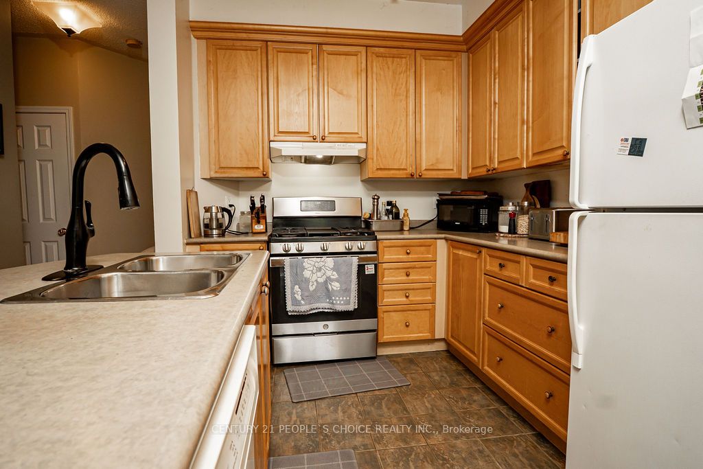 100 Elgin Mills Road W 42
