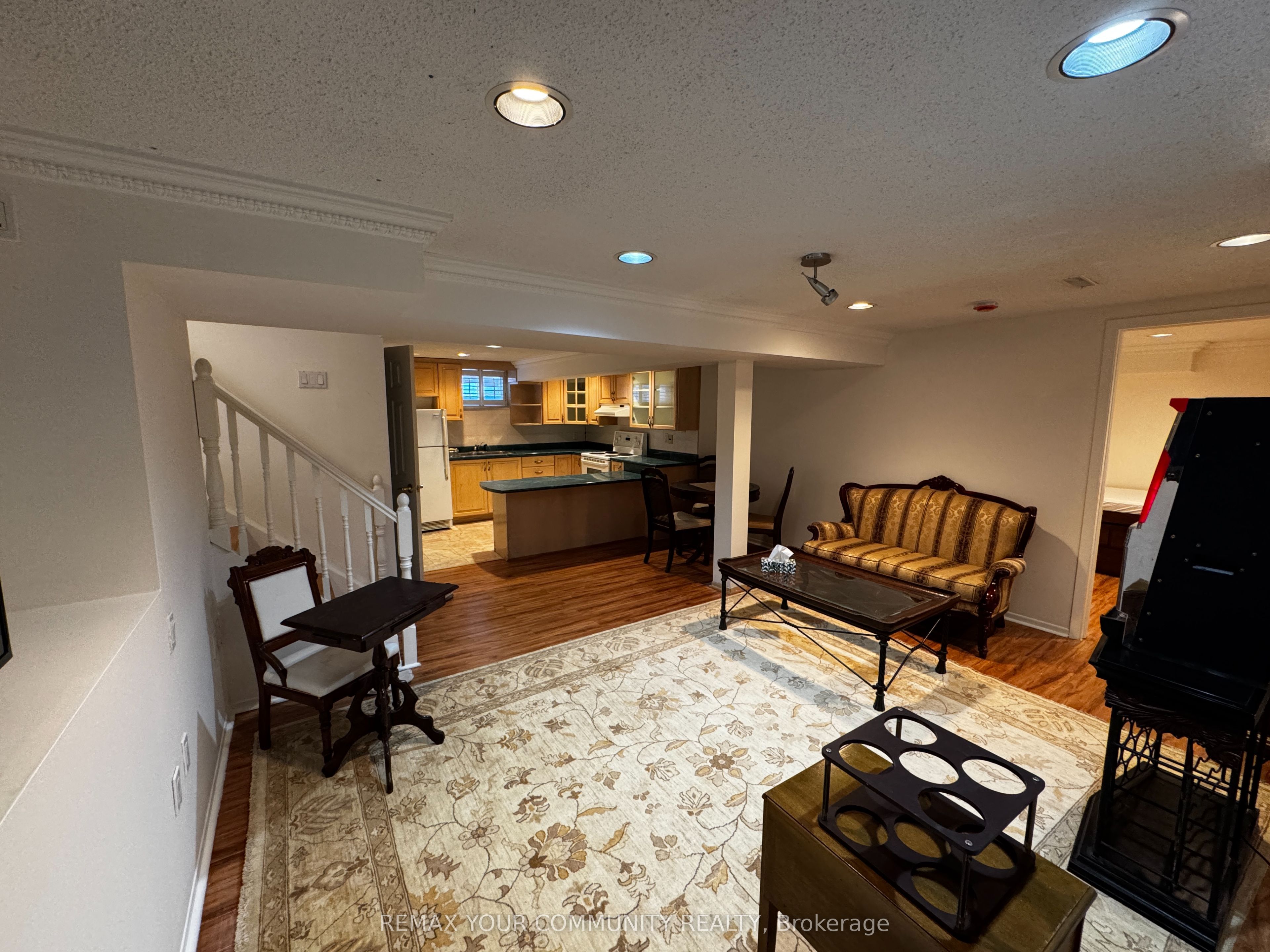 198 Stephen Street Basement