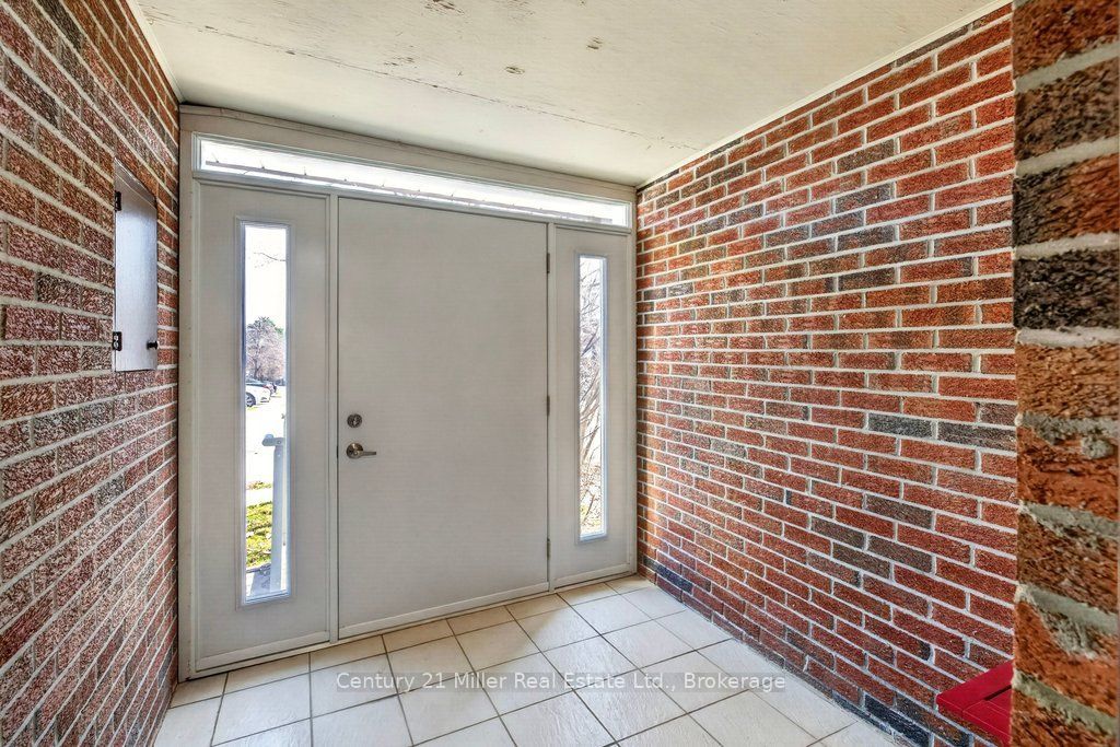 Photo of 30 Dundalk Drive #40, Toronto, ON M1P 4W1 (MLS # E12974652)