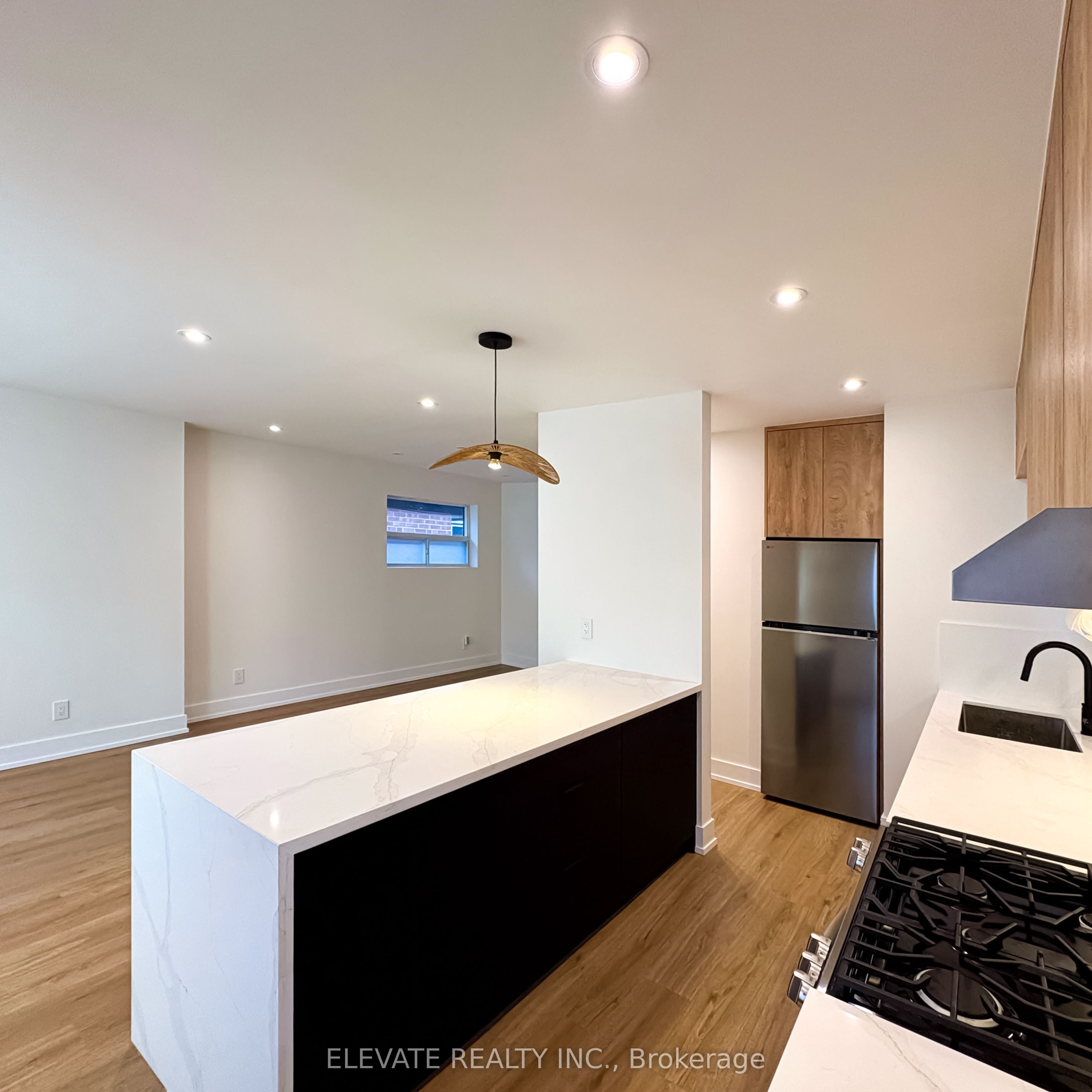 275 Mortimer Avenue 1