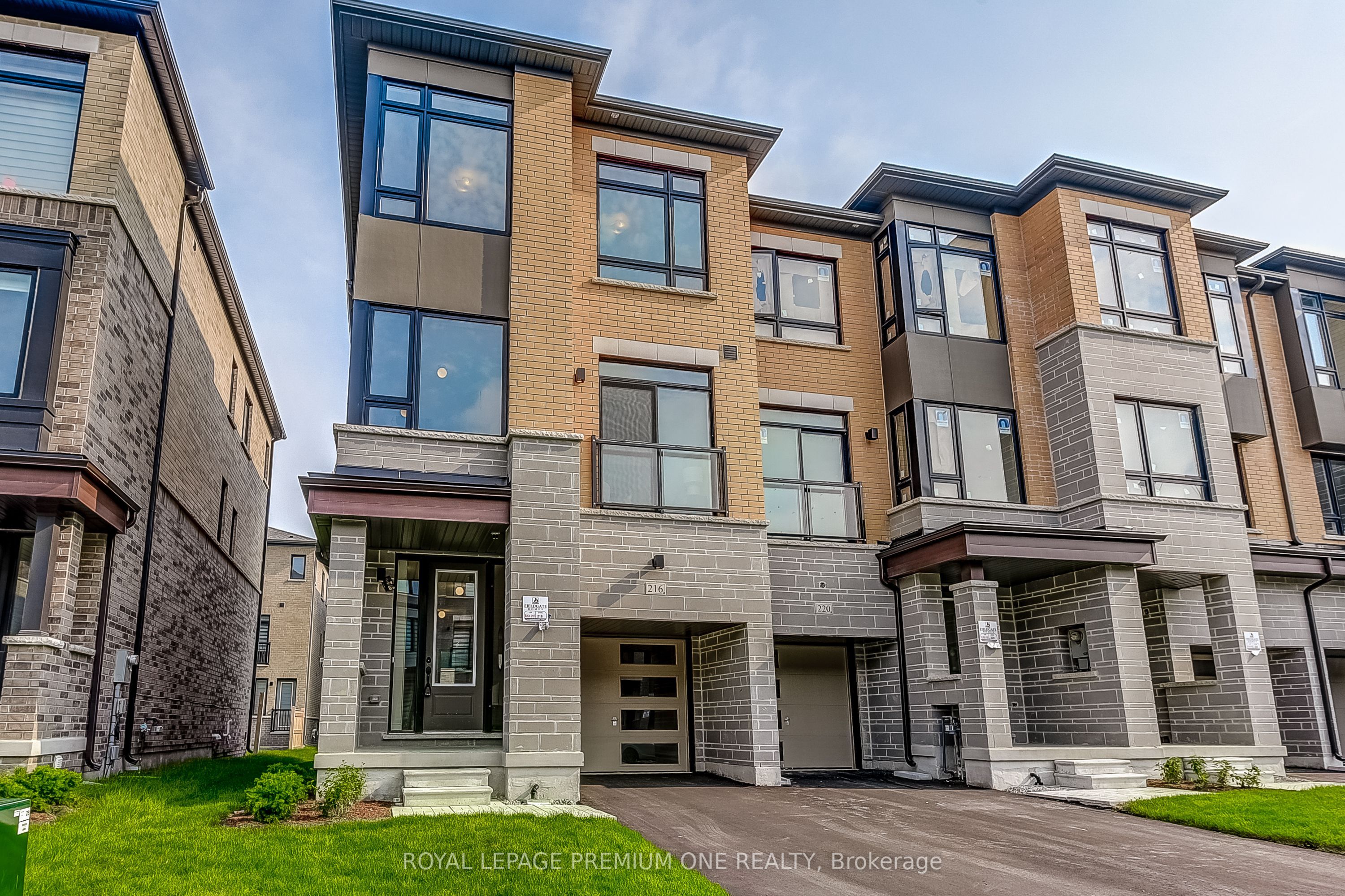 216 Tennant Circle