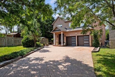 96 Bradgate Drive Markham ON L3T 7M3