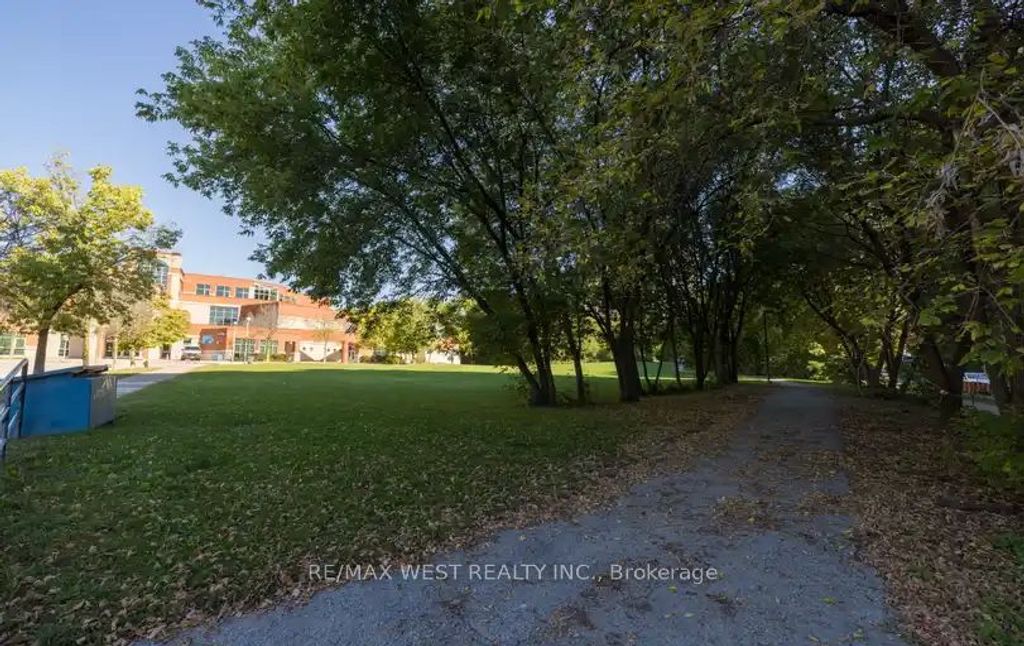 Photo of 85 Emmett Avenue #1405, Toronto, ON M6M 5A2 (MLS # W12434047)