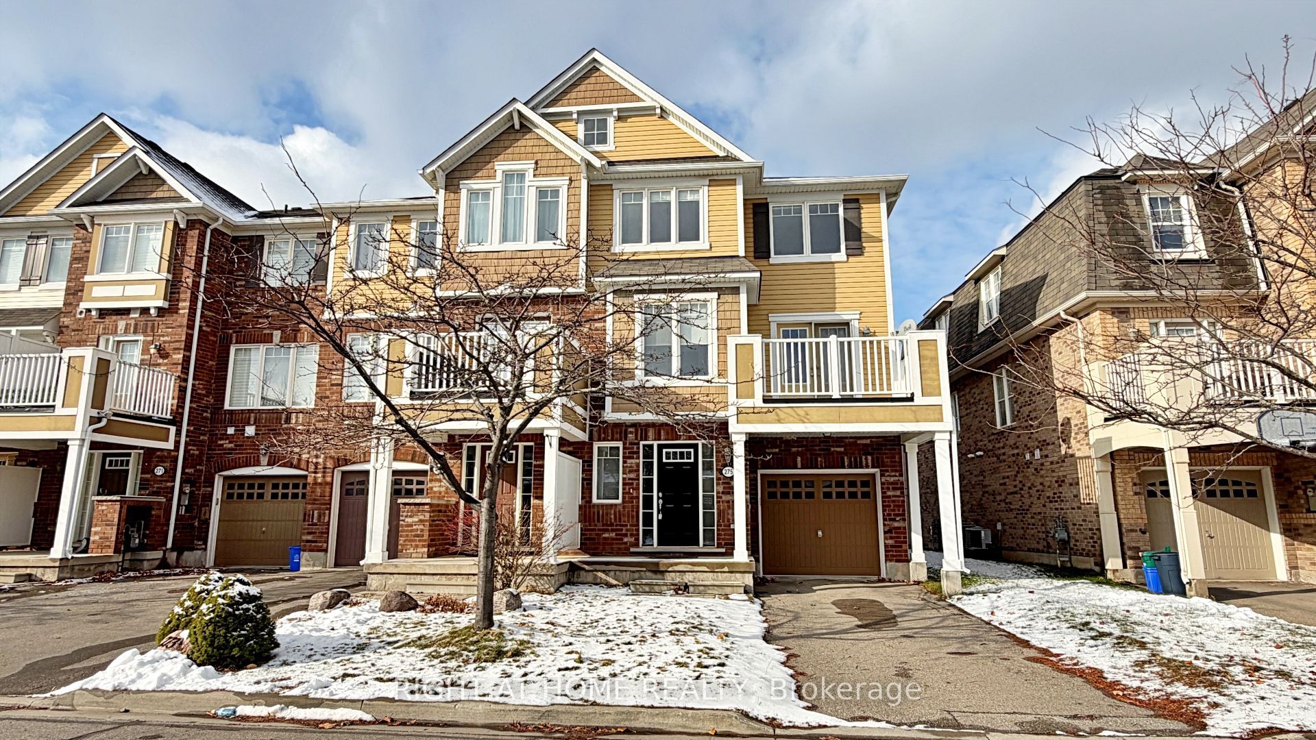 275 Woodley Crescent