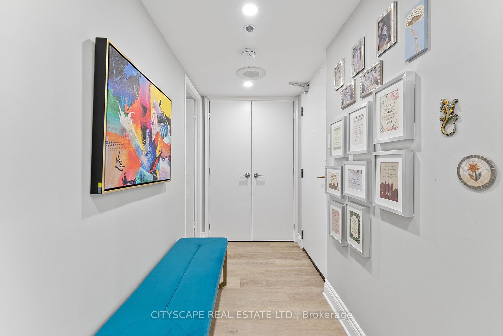 2045 Lake Shore Boulevard W 202