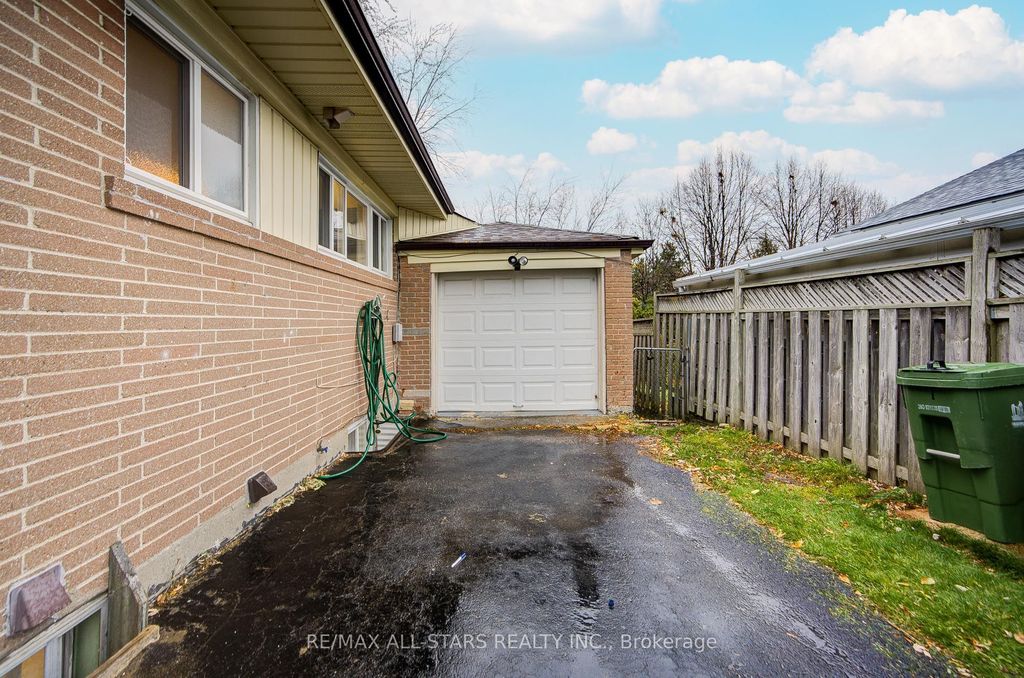 Photo of 50 Mooregate Avenue, Toronto, ON M1K 3V7 (MLS # E12578664)