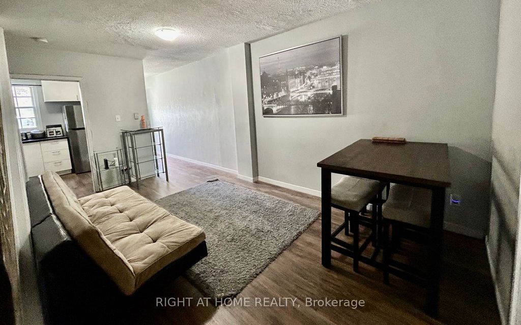 Photo of 266 Westcourt Place, Waterloo, ON N2L 2R7 (MLS # X12760314)