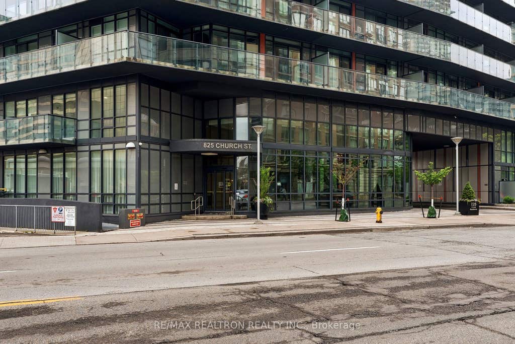Photo of 825 Church Street #3102, Toronto, ON M4W 3Z4 (MLS # C13557122)
