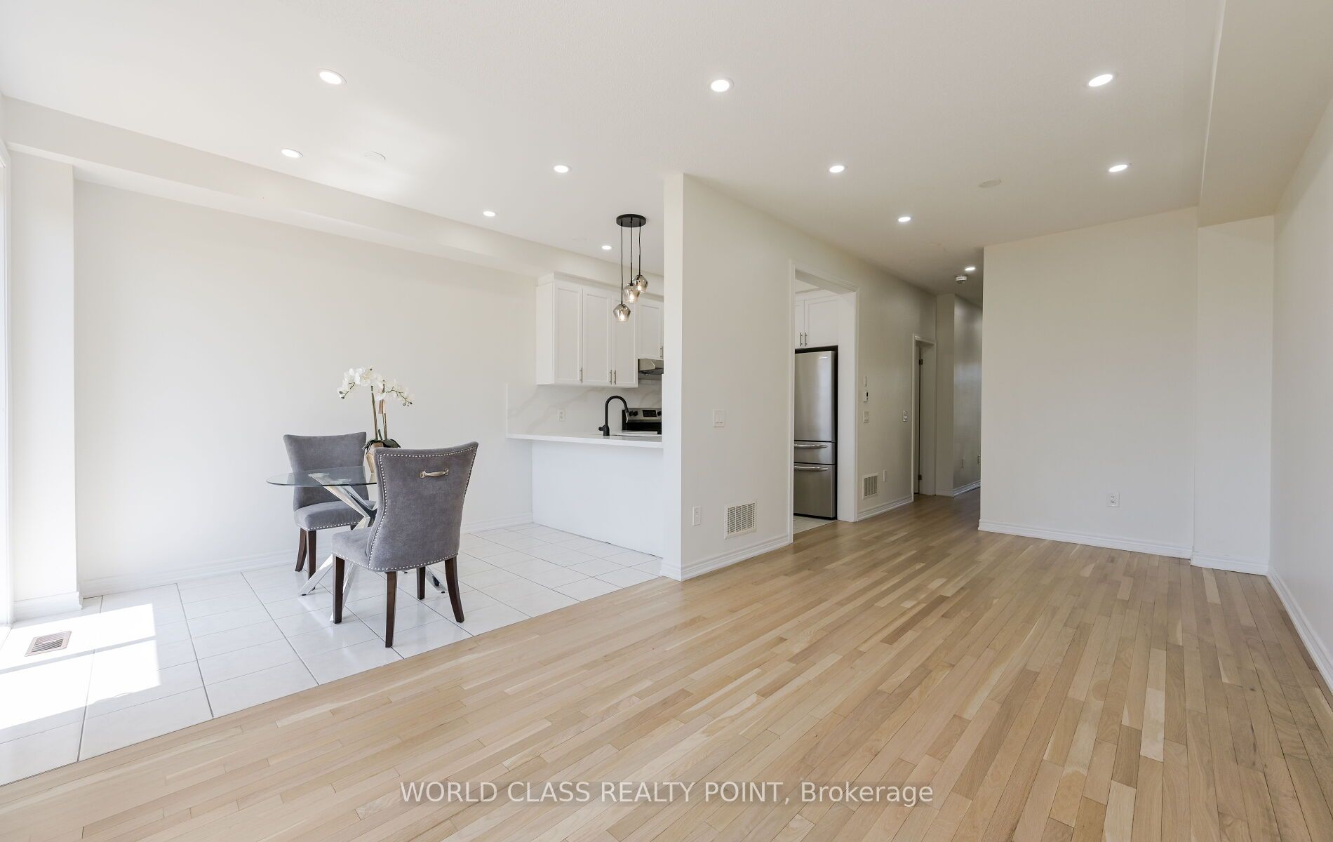 6 Davenfield Circle
