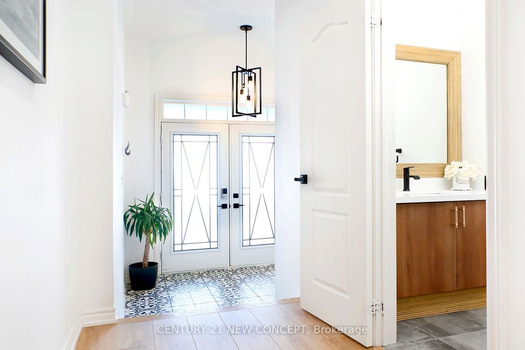 Photo of 93 Wesmina Avenue, Whitchurch-Stouffville, ON L4A 4W5 (MLS # N12791988)