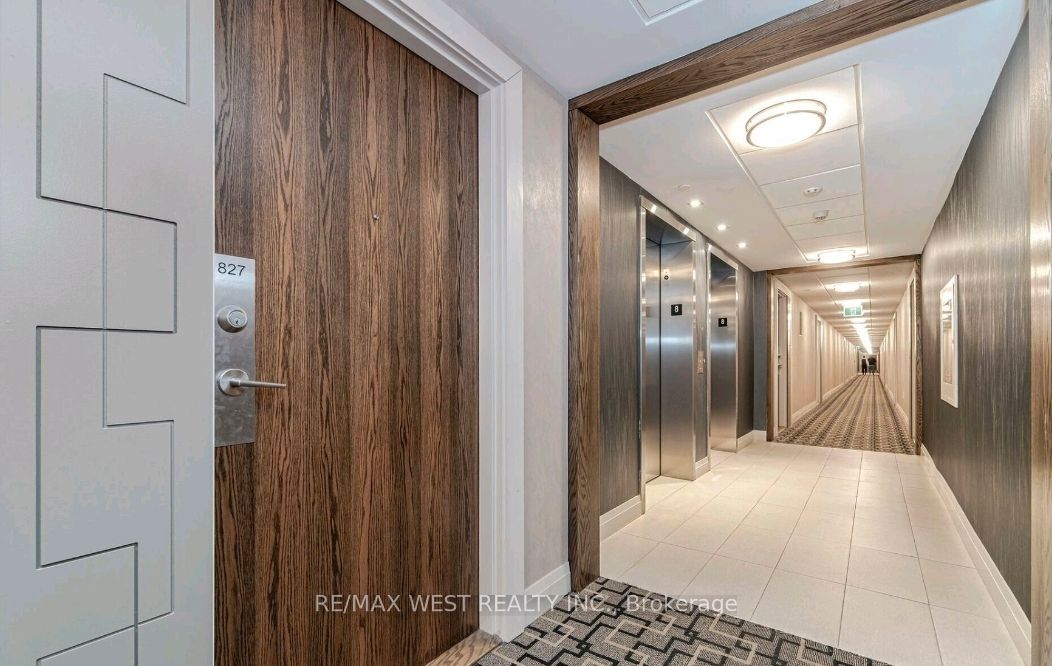 99 Eagle Rock Way 827