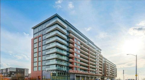 99 Eagle Rock Way 827 Vaughan ON L6A 5A7