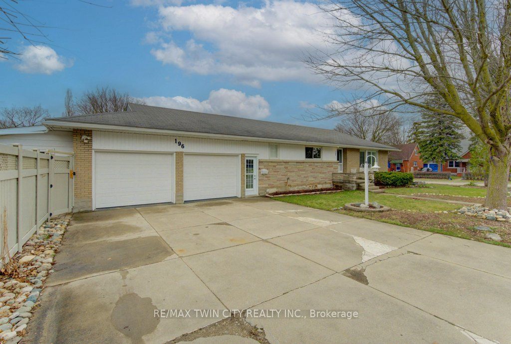 Photo of 196 Lourdes Street, Waterloo, ON N2L 1N7 (MLS # X13054724)