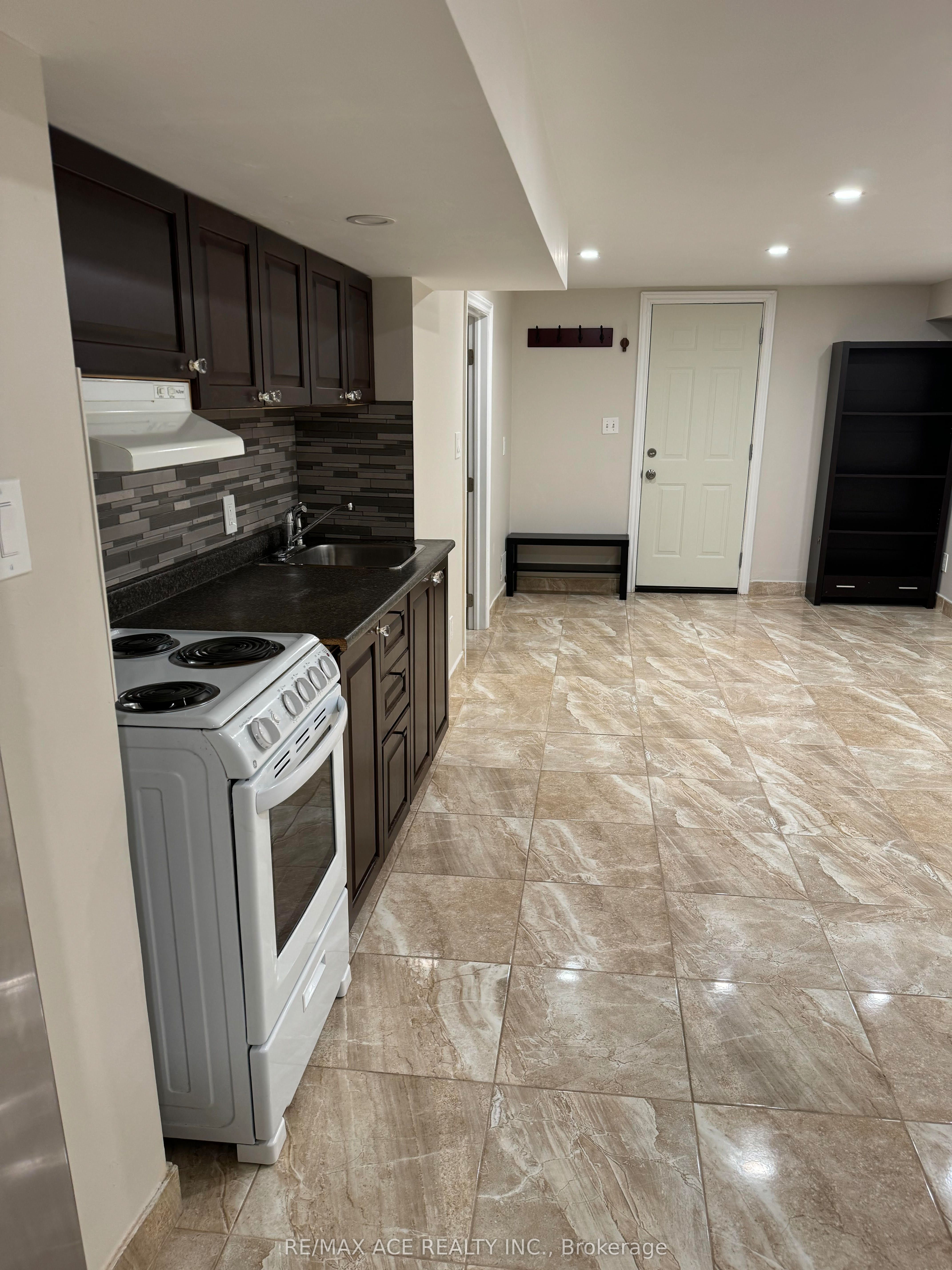 381 Taylor Mills Drive S Bsmt