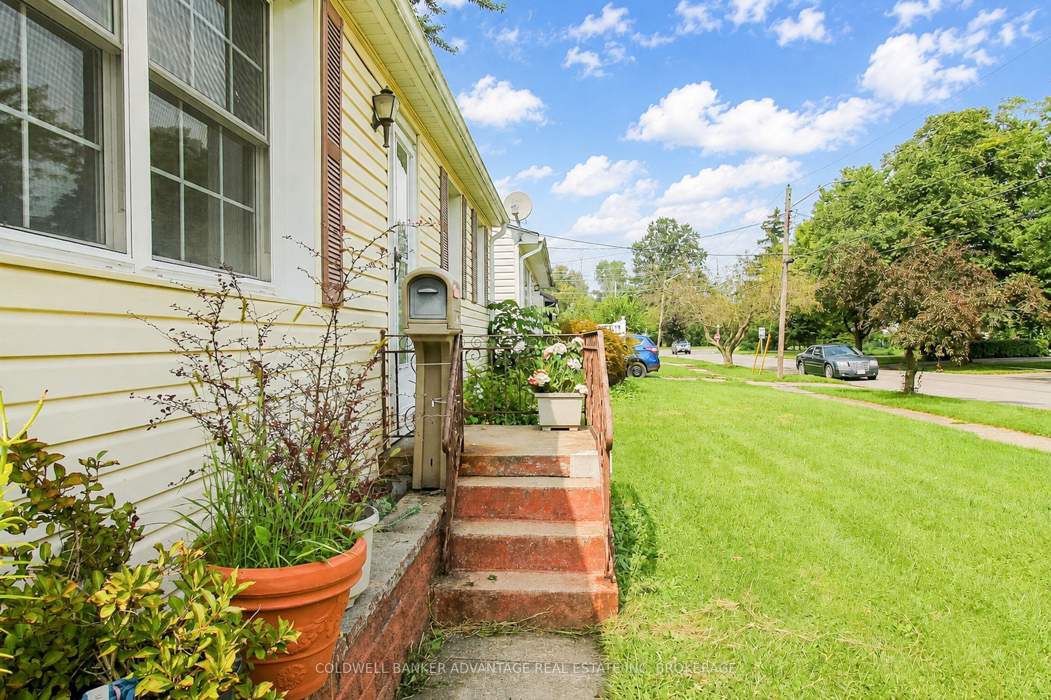 28 Marshall Avenue