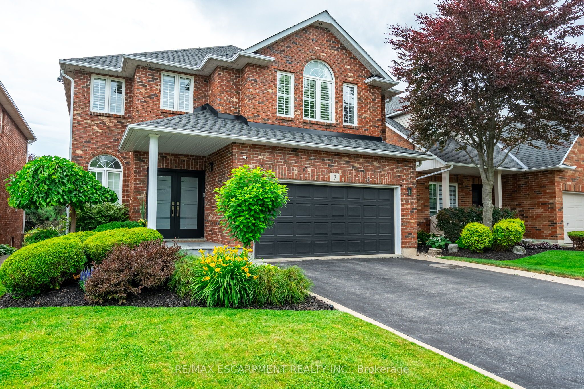 7 Volterra Court