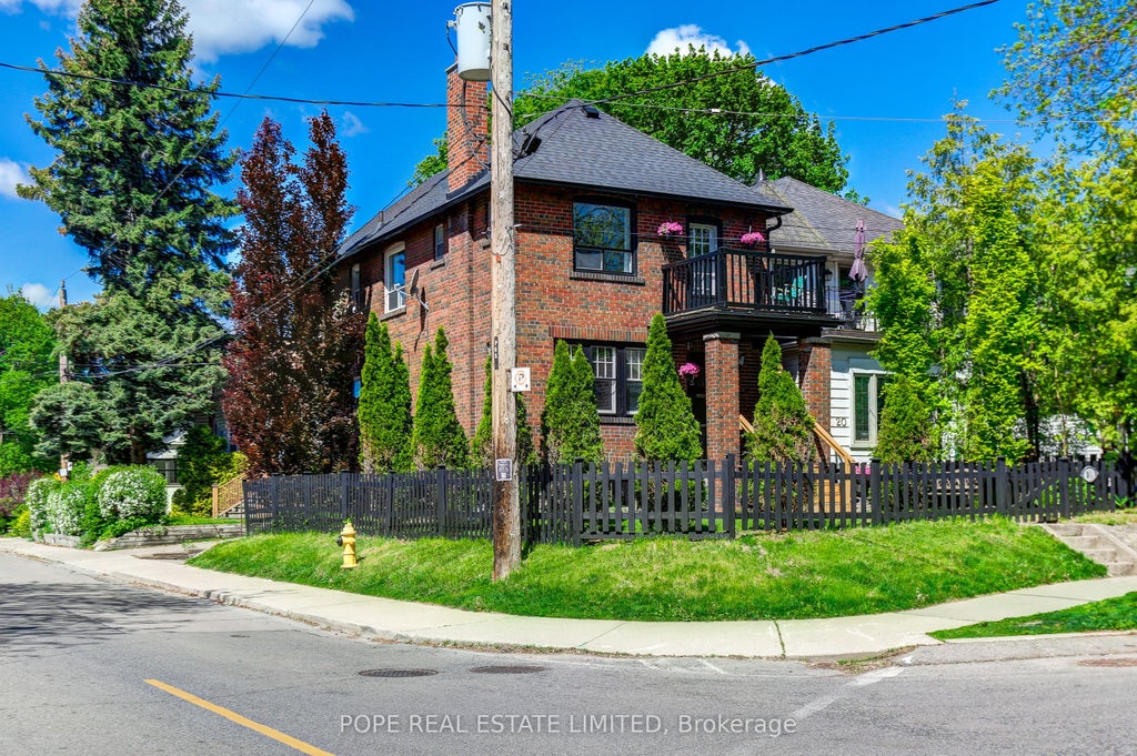 Photo of 18 Edgewood Avenue, Toronto, ON M4L 3E6 (MLS # E13621528)