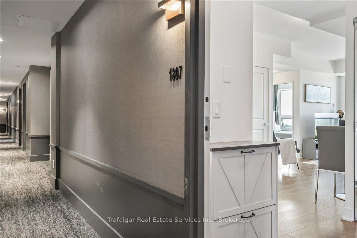 297 Oak Walk Drive 1807